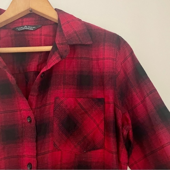 Alpine Design Women's Brushed Flannel Shirt Medium Red Black Plaid - Picture 3 of 6